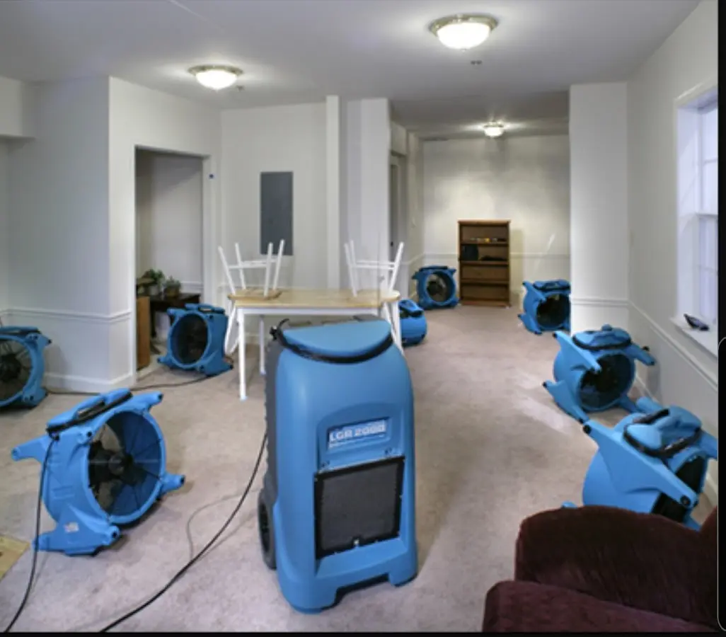 Air movers and dehumidifier setup for Water Extraction & Removal in Ashland